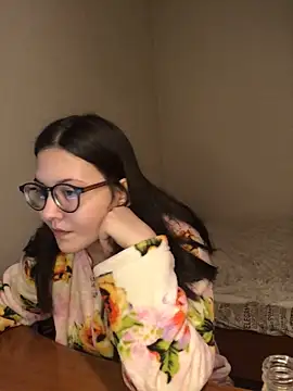 Prudie Gabriella online show from February 9, 7:30 pm