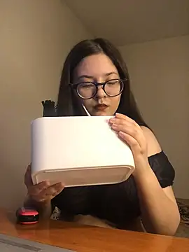 Prudie Gabriella online show from March 8, 5:33 pm