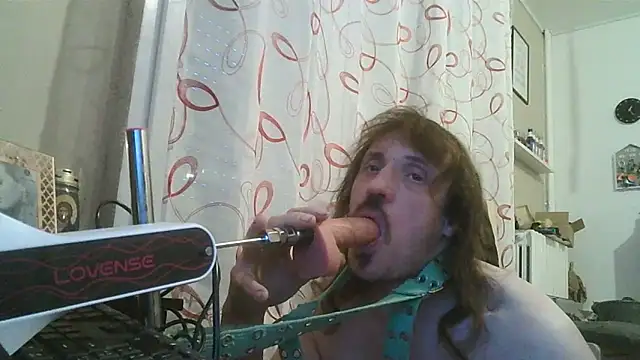 cyril020202 online show from November 24, 7:19 am