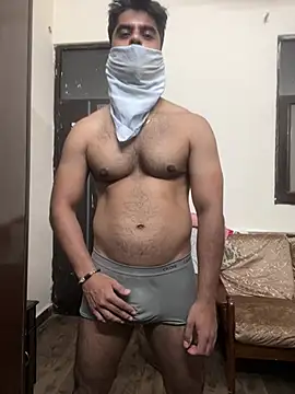 Snapshot of John_desihunk chatting on August 8, 10:06 am John desihunk online show from August 8, 10:06 am