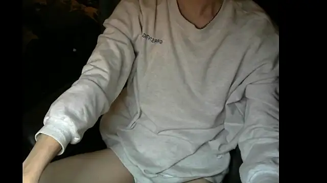 Ray175oo online show from February 11, 4:24 pm