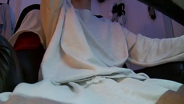 Ray175oo online show from February 21, 5:14 pm