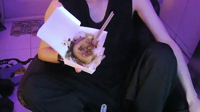 Ray175oo online show from March 17, 5:38 pm