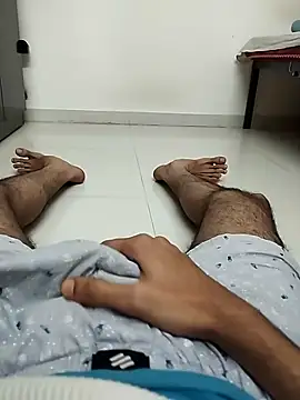 Snapshot of devilisinside9 chatting on February 24, 6:50 pm devilisinside9 online show from February 24, 6:50 pm