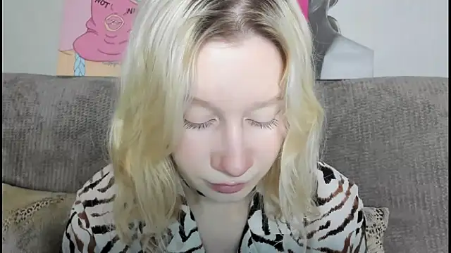 EnigmaSee online show from December 15, 1:43 am