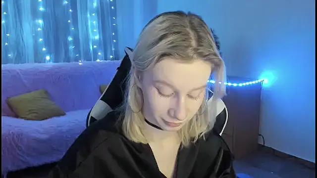 EnigmaSee online show from December 21, 1:13 am