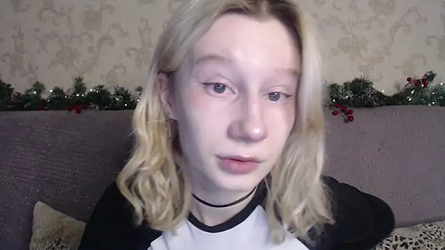 EnigmaSee online show from December 23, 1:58 am