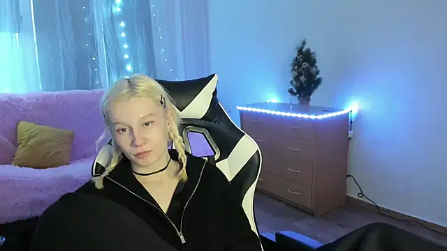 EnigmaSee online show from January 16, 2:15 am