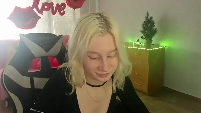 EnigmaSee online show from March 8, 2:04 am