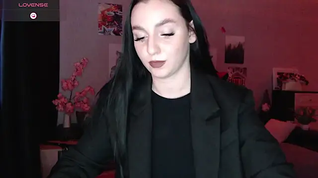 Fluffy Tiffy online show from February 25, 8:03 am