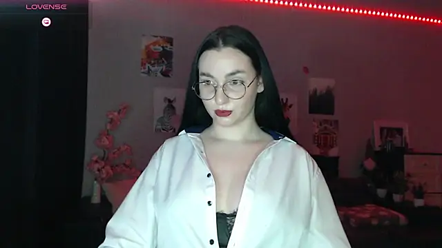 Fluffy Tiffy online show from March 19, 4:03 am