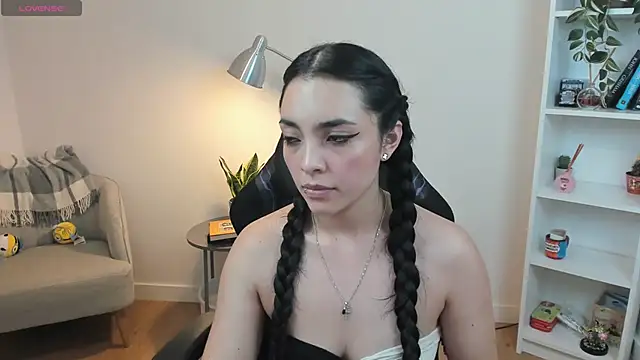  BellaEvans  online show from February 25, 9:09 am