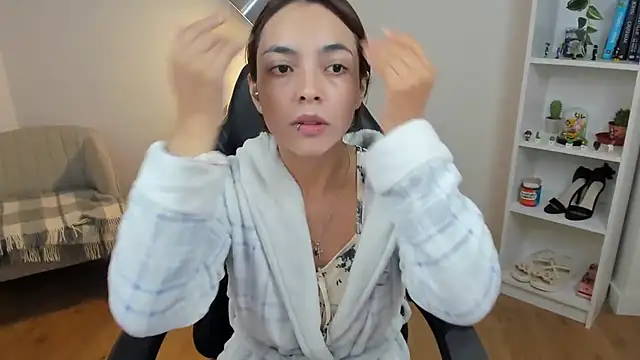  BellaEvans  online show from October 29, 5:42 am