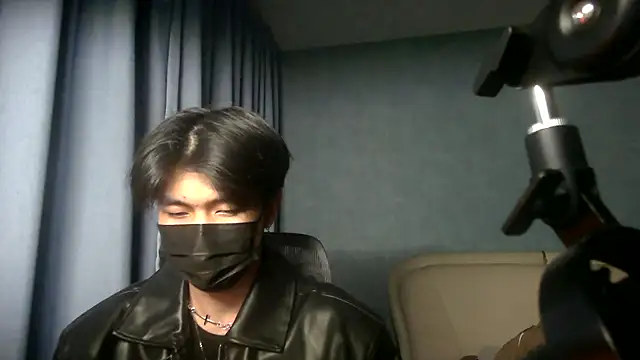 wuzhimao0207 online show from June 5, 4:02 pm