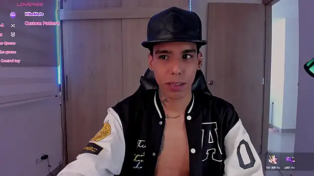 Snapshot of aldrinwhite chatting on January 11, 9:57 pm aldrinwhite online show from January 11, 9:57 pm