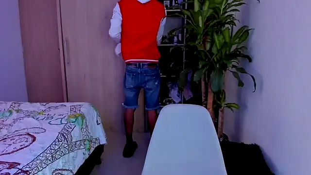 aldrinwhite online show from November 30, 2:54 pm