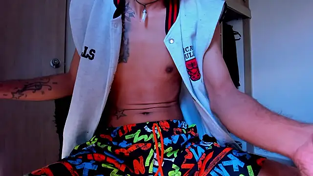 aldrinwhite online show from January 14, 4:56 pm