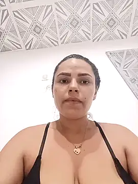 Mommy-Hot online show from March 20, 8:40 pm