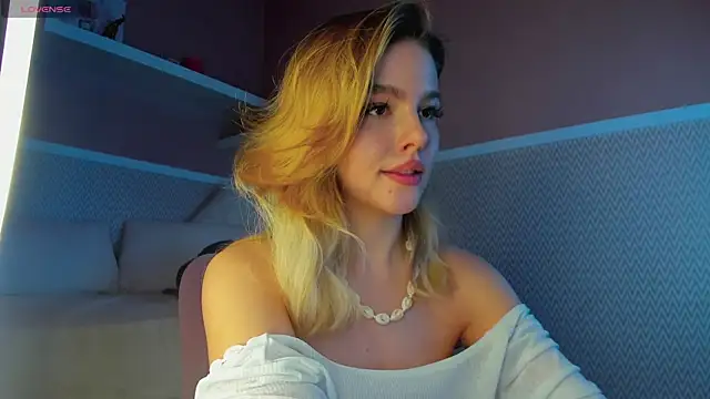 Anna Robinson online show from January 31, 7:18 am