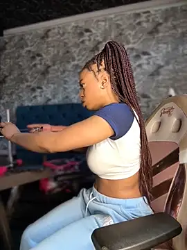 Melany Williams online show from October 21, 12:50 pm