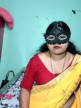 Snapshot of Mourani24 chatting on February 17, 11:29 am Mourani24 online show from February 17, 11:29 am