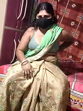 Snapshot of Mourani24 chatting on February 23, 7:22 pm Mourani24 online show from February 23, 7:22 pm