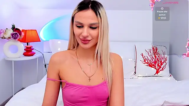 MissLoou online show from February 15, 9:49 am