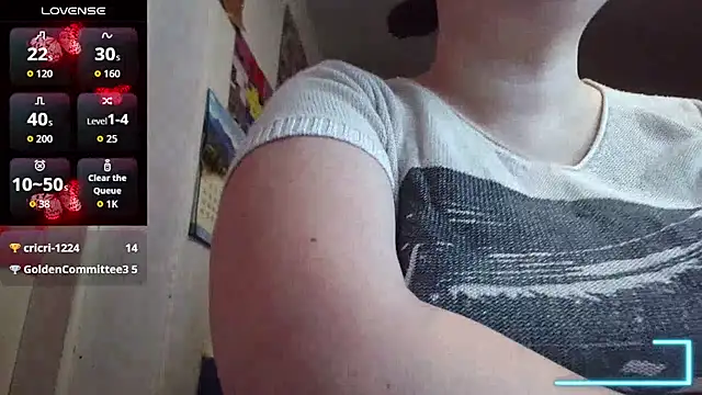 Snapshot of Cora_Maro chatting on June 28, 12:49 am Cora Maro online show from June 28, 12:49 am