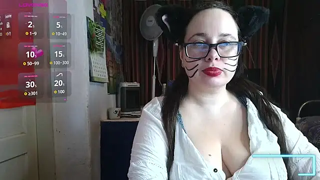 Snapshot of Cora_Maro chatting on July 15, 10:42 am Cora Maro online show from July 15, 10:42 am