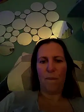 Snapshot of Angelacoquine chatting on December 9, 9:48 pm Angelacoquine online show from December 9, 9:48 pm