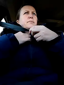 Snapshot of Angelacoquine chatting on December 20, 9:11 am Angelacoquine online show from December 20, 9:11 am