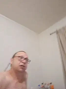 Snapshot of fastesttongue1680 chatting on March 14, 5:16 am fastesttongue1680 online show from March 14, 5:16 am