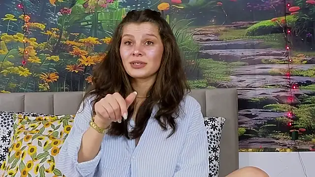 MadameDeFeu online show from February 20, 8:28 am