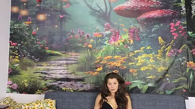 MadameDeFeu online show from October 15, 11:10 am