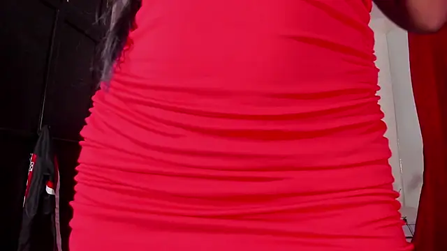 DakotaHoland online show from March 5, 8:21 pm