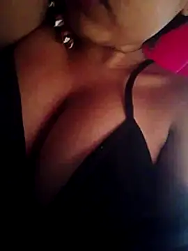 DakotaHoland online show from November 9, 3:21 pm