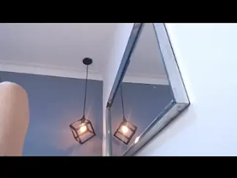 AbigailWilliams  online show from February 28, 11:03 am