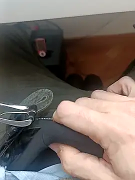 Snapshot of the_lion_69 chatting on February 5, 9:58 am the lion 69 online show from February 5, 9:58 am