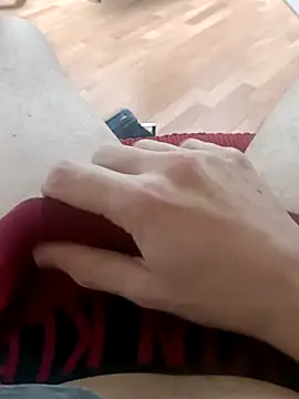 Snapshot of the_lion_69 chatting on February 12, 10:10 am the lion 69 online show from February 12, 10:10 am