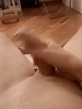 Snapshot of the_lion_69 chatting on March 7, 11:57 pm the lion 69 online show from March 7, 11:57 pm