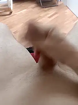 Snapshot of the_lion_69 chatting on March 27, 7:36 am the lion 69 online show from March 27, 7:36 am