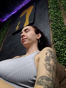 pleasure of life online show from April 14, 8:15 pm