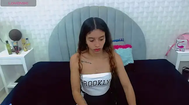 charlotte 0309 online show from March 20, 6:31 pm