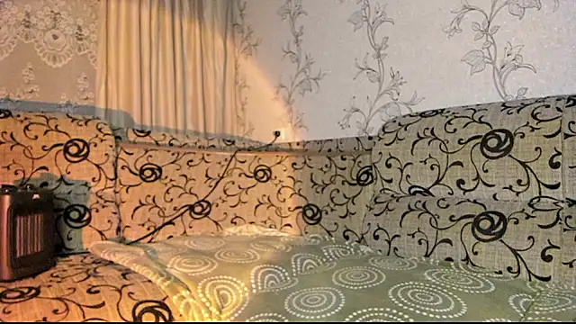 insanely-sweet online show from February 24, 6:58 pm