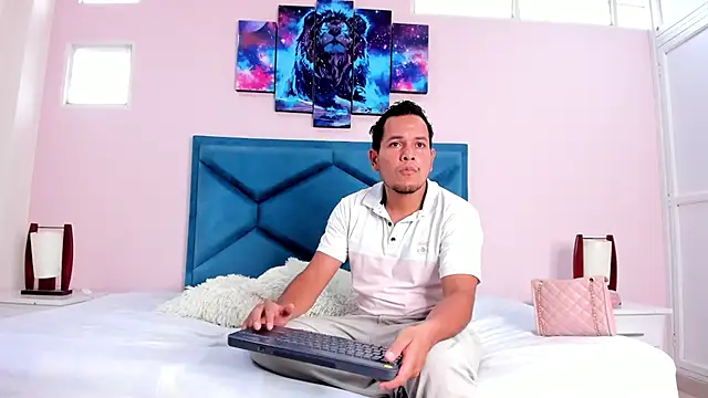Snapshot of KattiaRose chatting on December 7, 7:32 pm KattiaRose online show from December 7, 7:32 pm