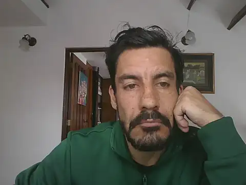 elkike1980 online show from June 4, 2:01 pm