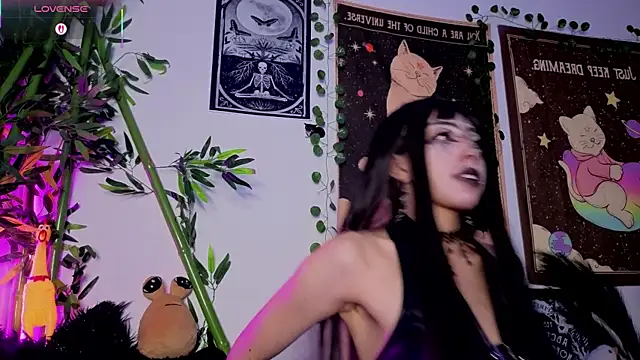 Snapshot of Nyx_nayla chatting on February 22, 8:02 am Nyx nayla online show from February 22, 8:02 am