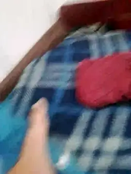 Snapshot of Leovmli chatting on October 14, 10:43 pm Leovmli online show from October 14, 10:43 pm
