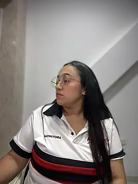 cata megan online show from February 21, 7:45 am