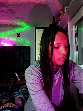 Nicole420squirt online show from September 22, 5:15 pm